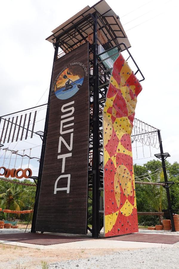 Senta Adventure Camp & Resort Minyak Beku エクステリア 写真